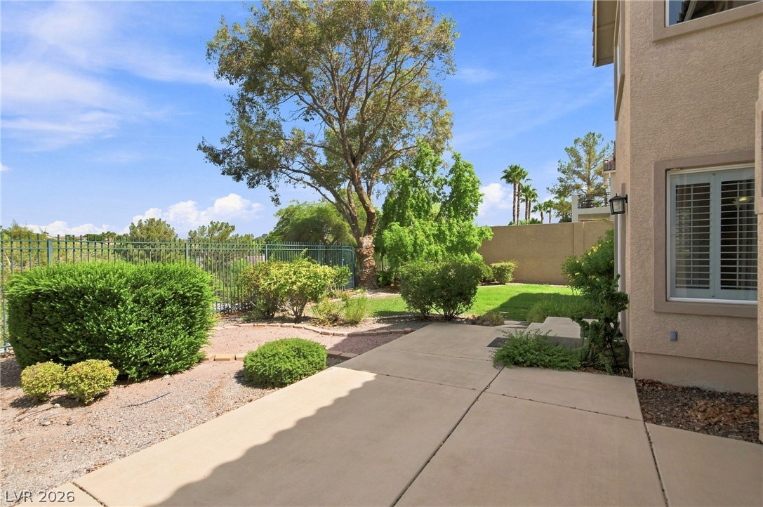 1464 European Drive Property Photo 52