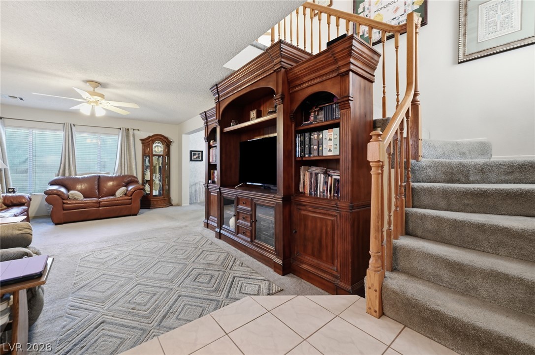 937 Plantation Acres Street Property Photo 4