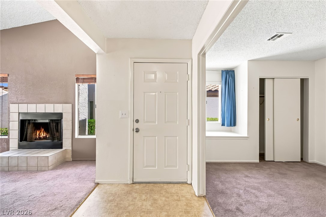 2124 Pebble Creek Lane Property Photo 7