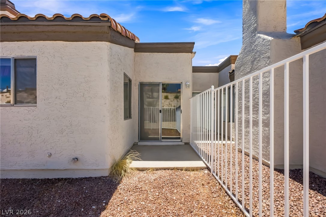 2124 Pebble Creek Lane Property Photo 18
