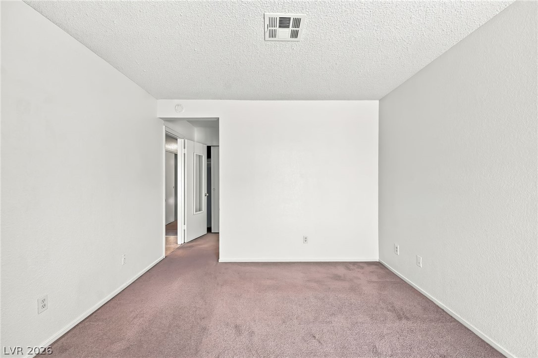 2124 Pebble Creek Lane Property Photo 26
