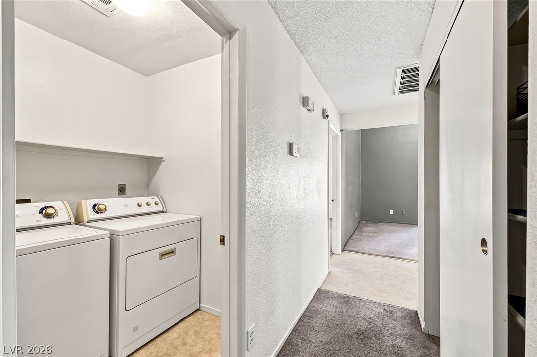 2124 Pebble Creek Lane Property Photo 33