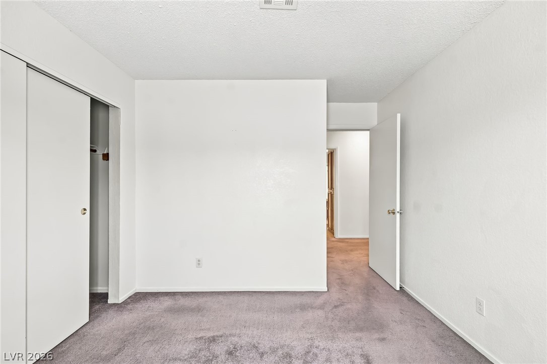 2124 Pebble Creek Lane Property Photo 36