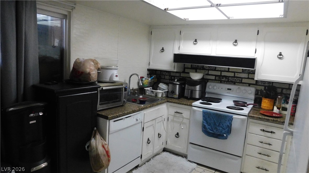 6333 West Washington Avenue Property Photo 8