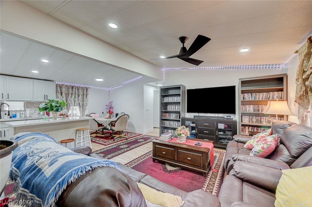 3188 Gavilan Lane Property Photo 9