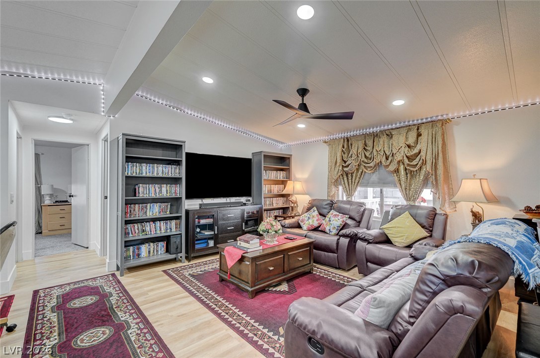 3188 Gavilan Lane Property Photo 10