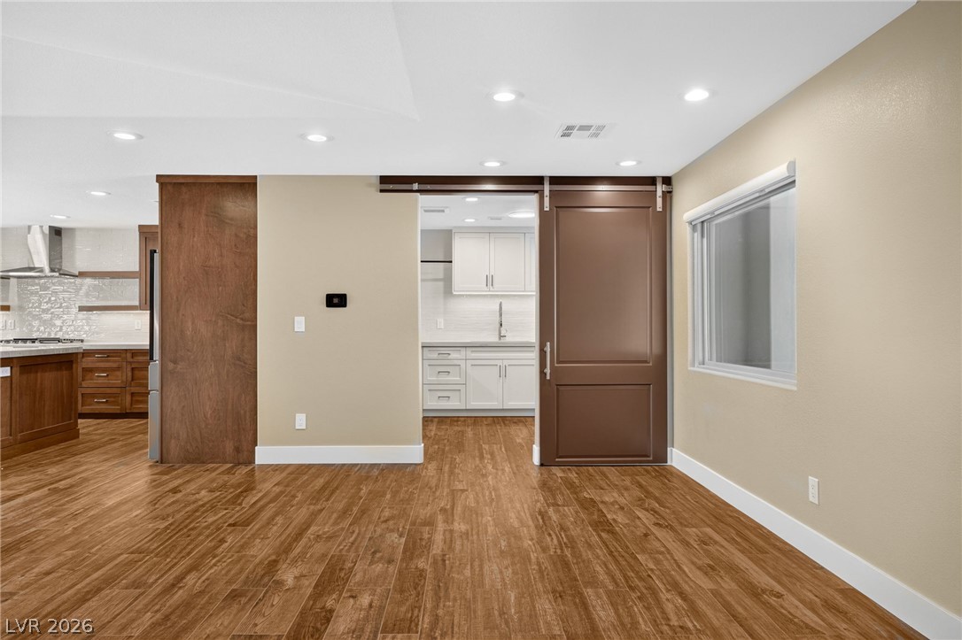 8030 La Cienega Street Property Photo 20