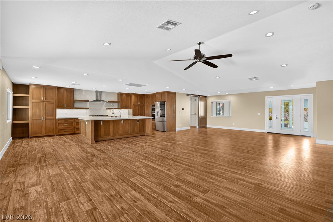 8030 La Cienega Street Property Photo 23