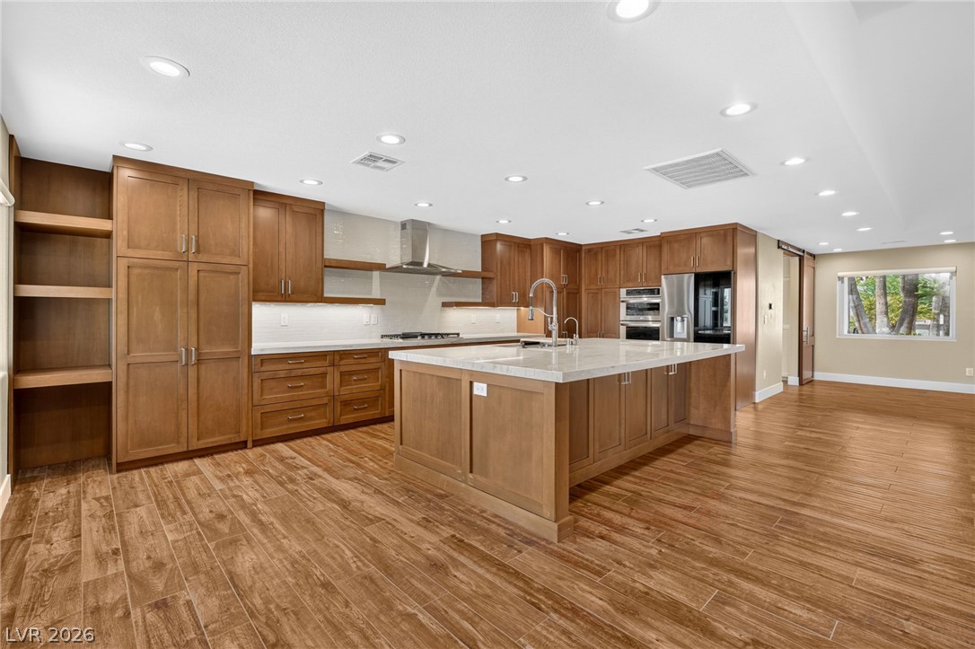 8030 La Cienega Street Property Photo 25