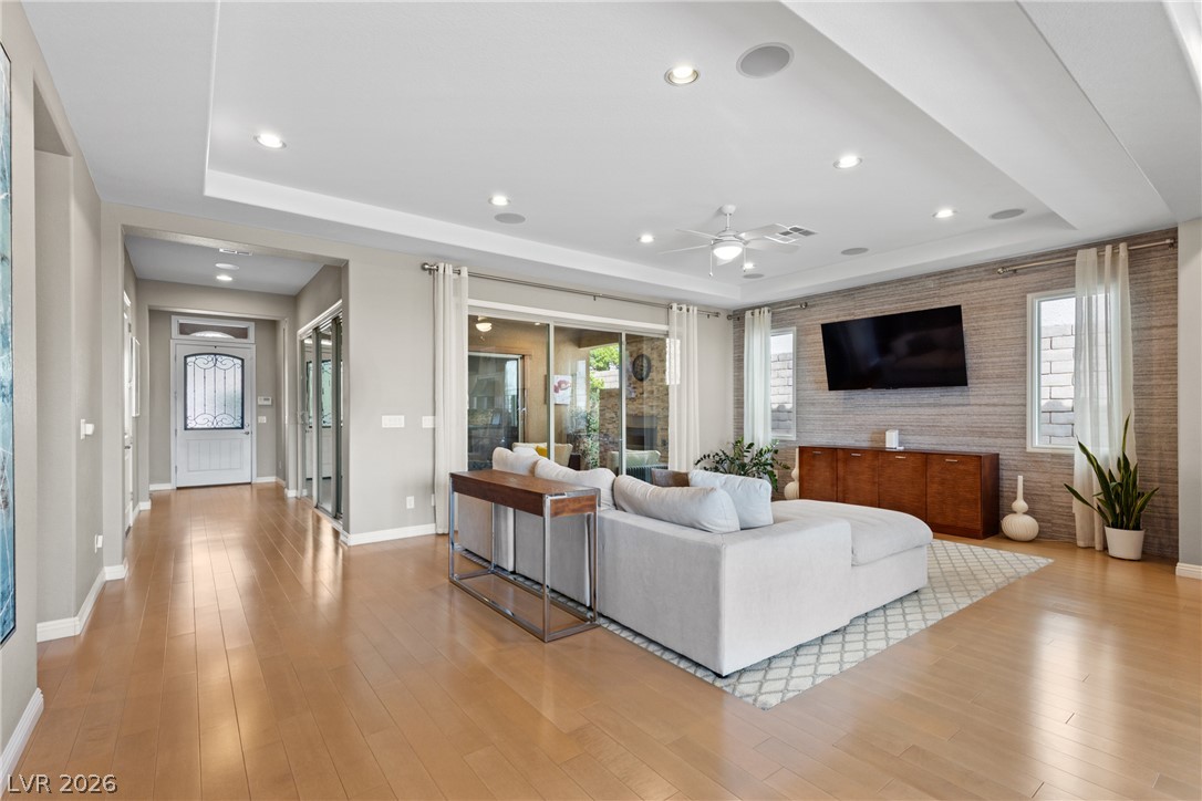 240 Castellari Drive Property Photo 12