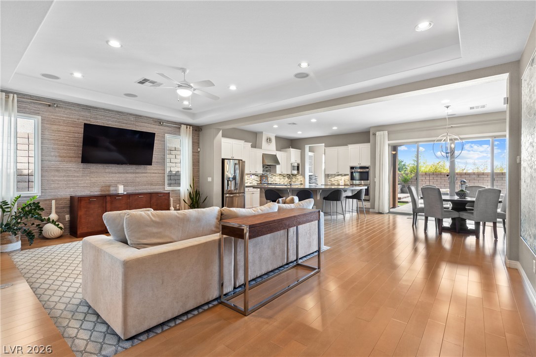 240 Castellari Drive Property Photo 13