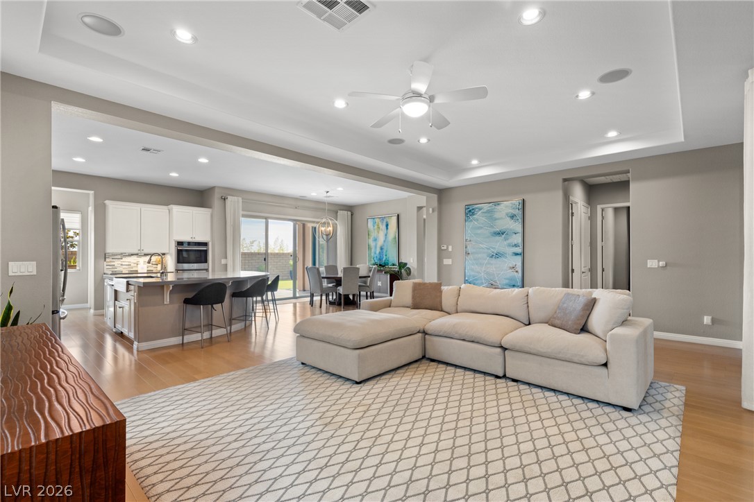 240 Castellari Drive Property Photo 14