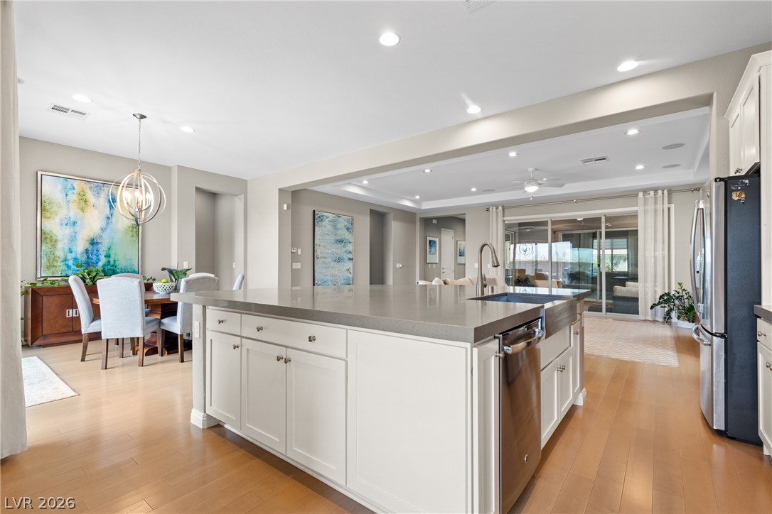 240 Castellari Drive Property Photo 17