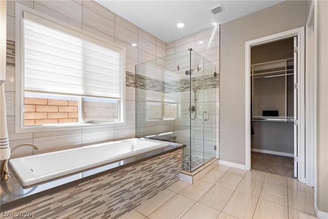 240 Castellari Drive Property Photo 36