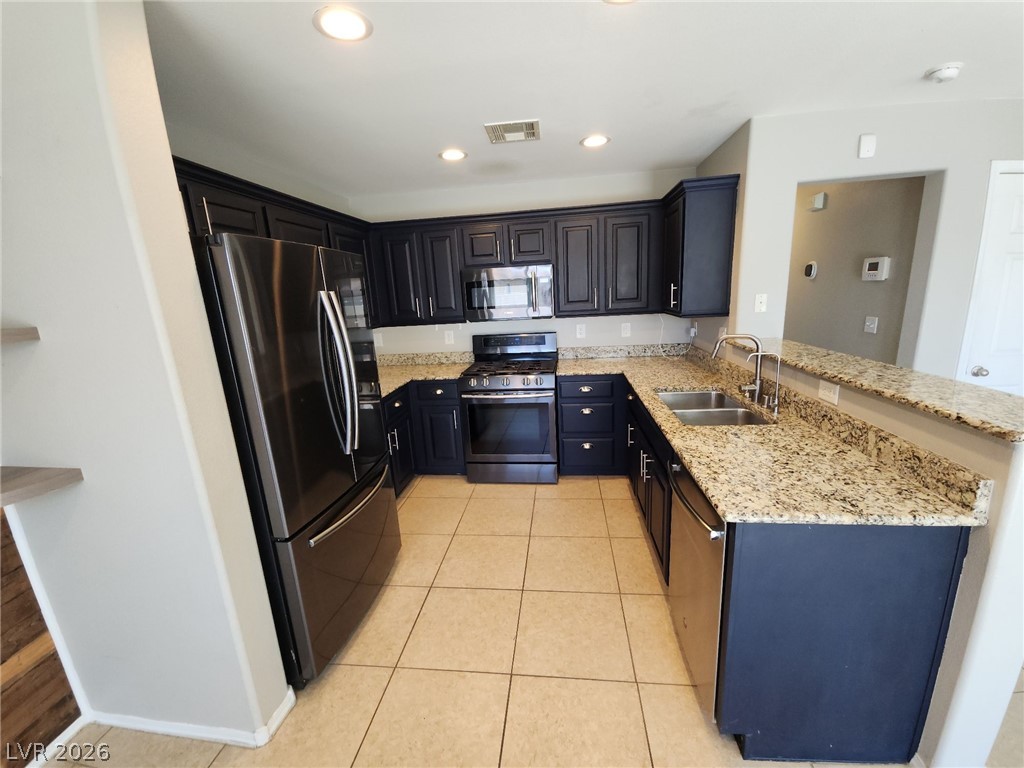 8253 Wildwood Glen Drive Property Photo 10