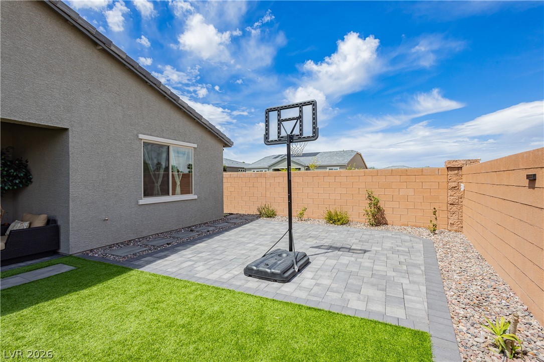 9508 Bombinate Court Property Photo 40