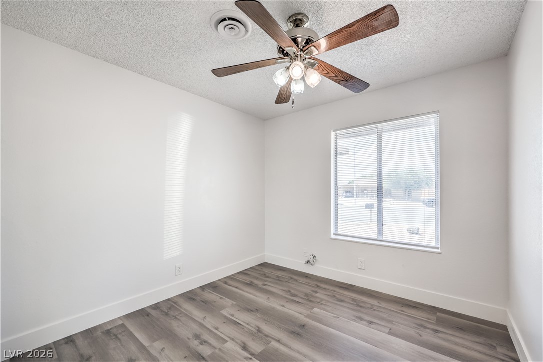 4016 Briar Court Property Photo 16