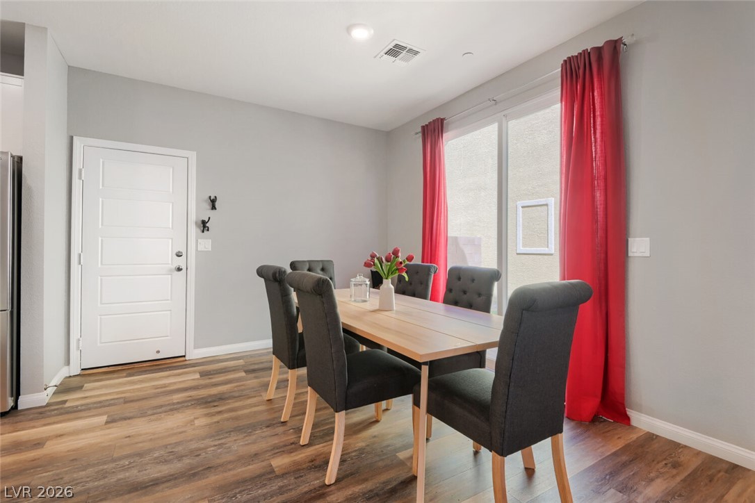 2495 Adige Place Property Photo 12