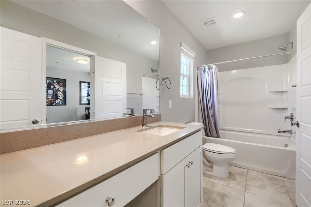 2495 Adige Place Property Photo 21