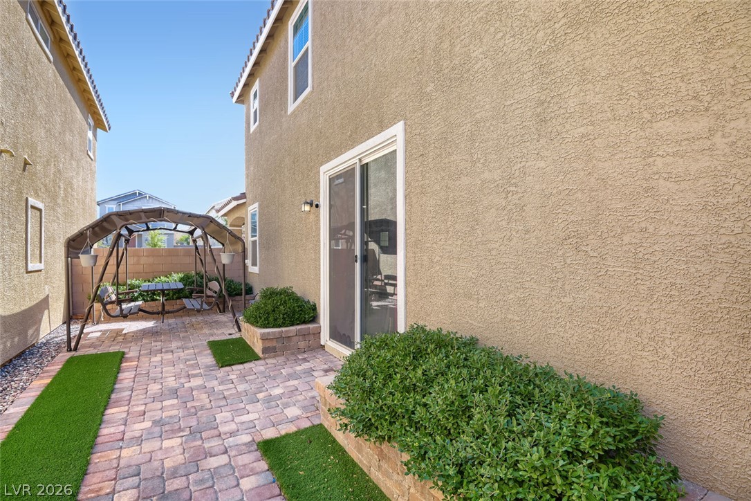 2495 Adige Place Property Photo 27