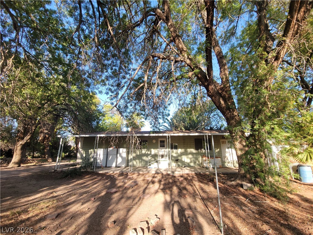 220 South Andersen Street Property Photo 4