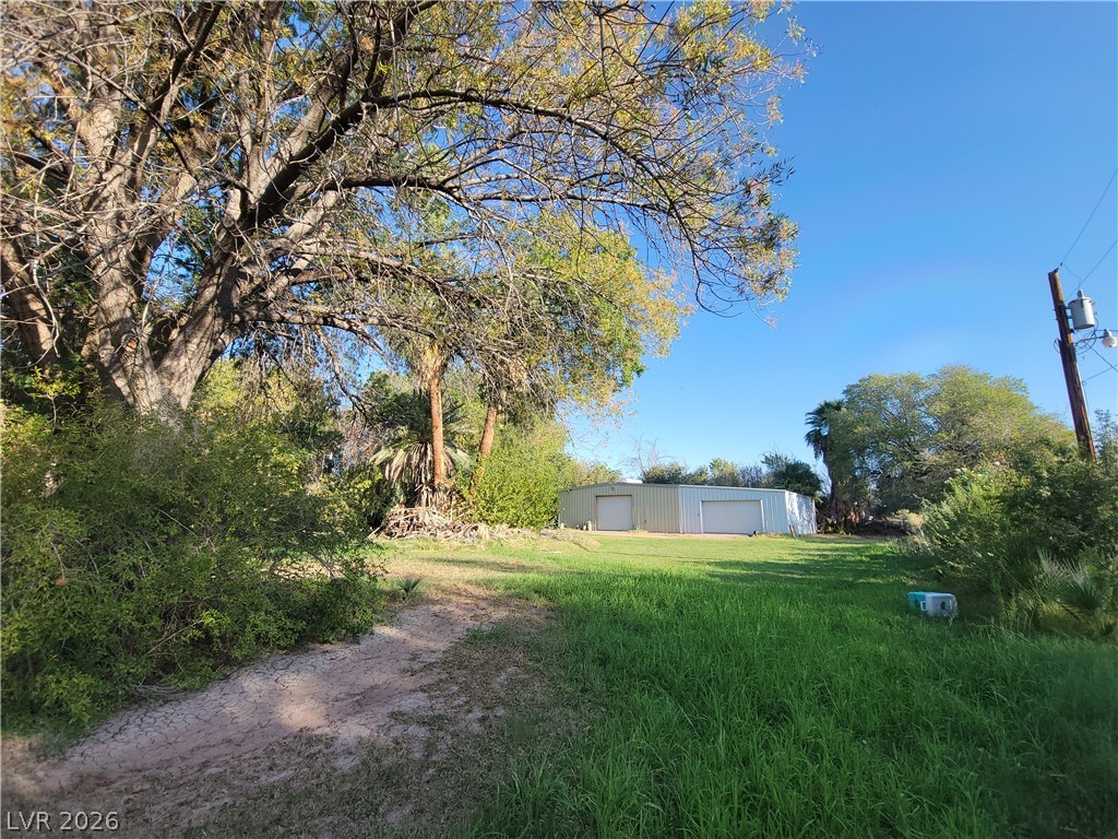 220 South Andersen Street Property Photo 6