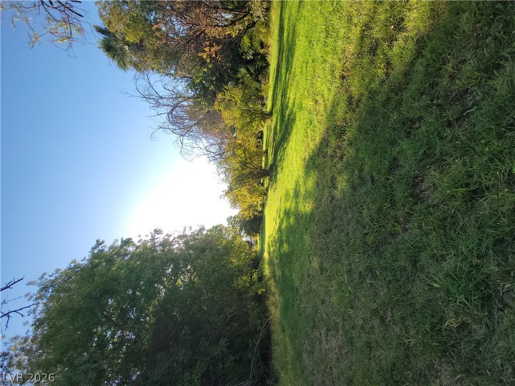 220 South Andersen Street Property Photo 11