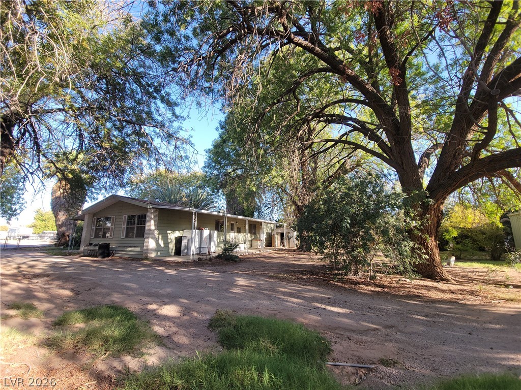 220 South Andersen Street Property Photo 15