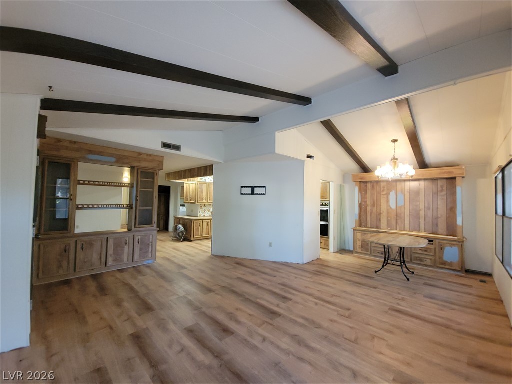 220 South Andersen Street Property Photo 17