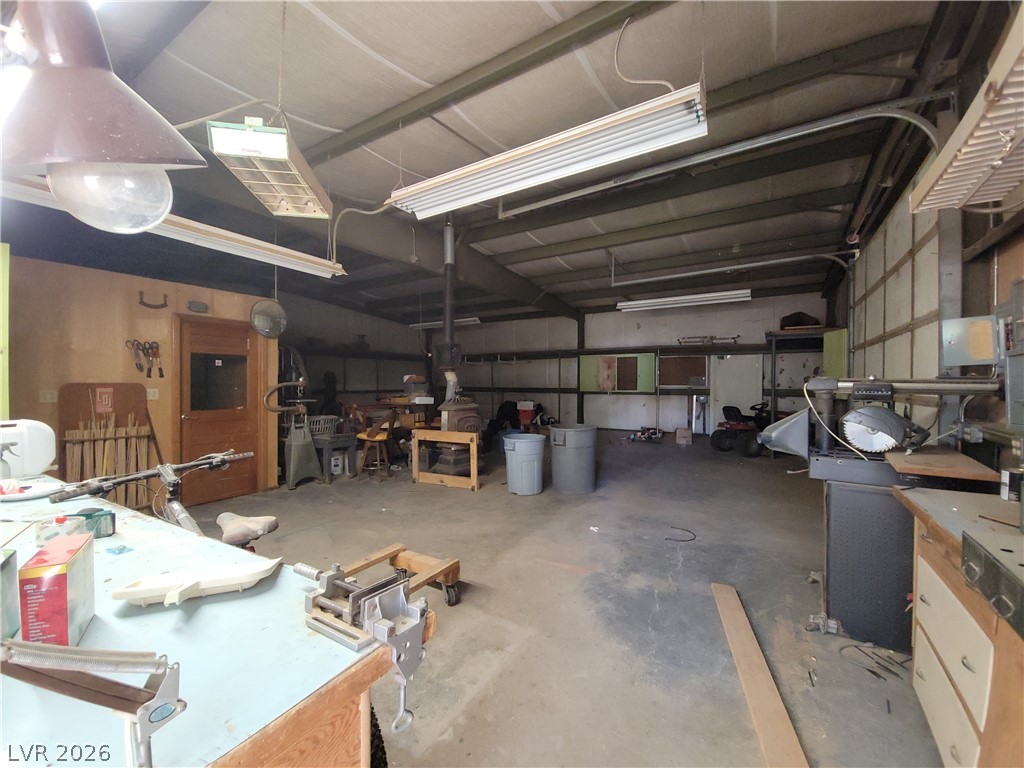 220 South Andersen Street Property Photo 35