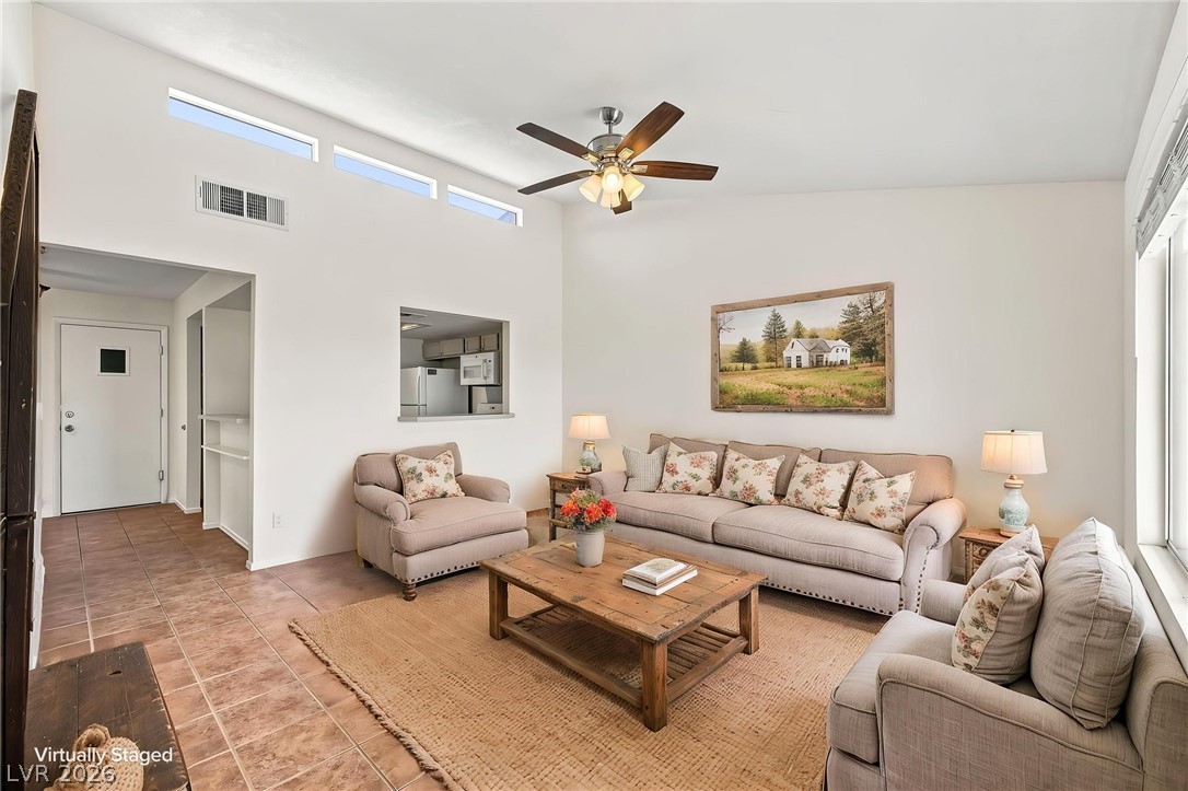2099 Pebble Creek Lane Property Photo 8