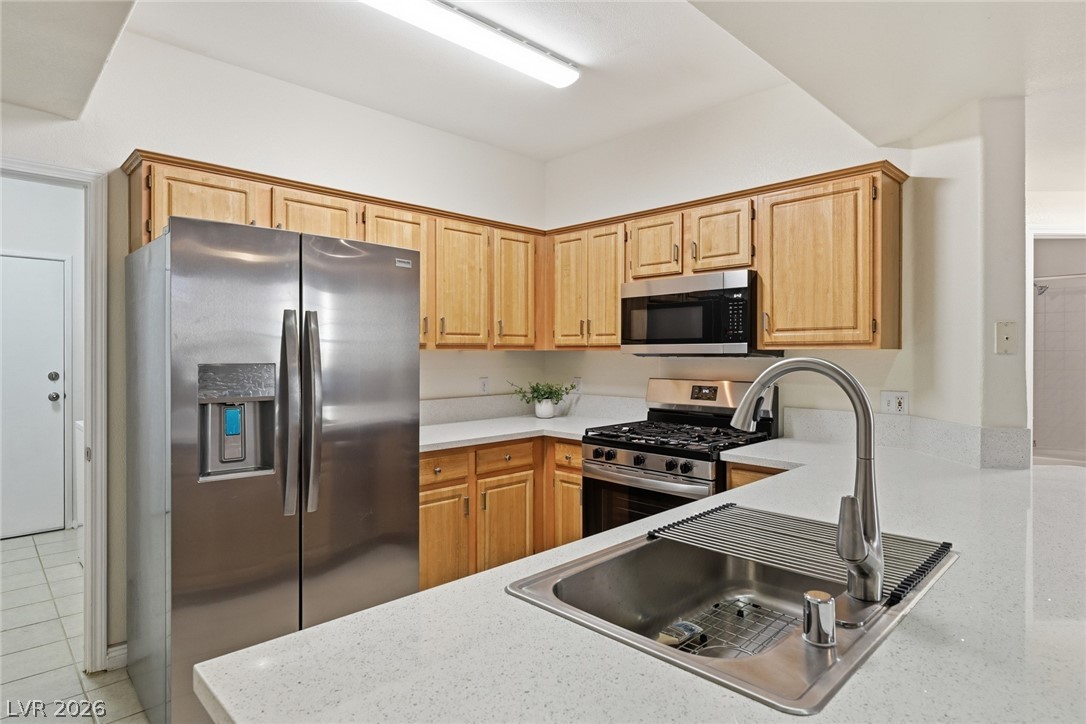 8555 West Russell Road 1048 Property Photo 10