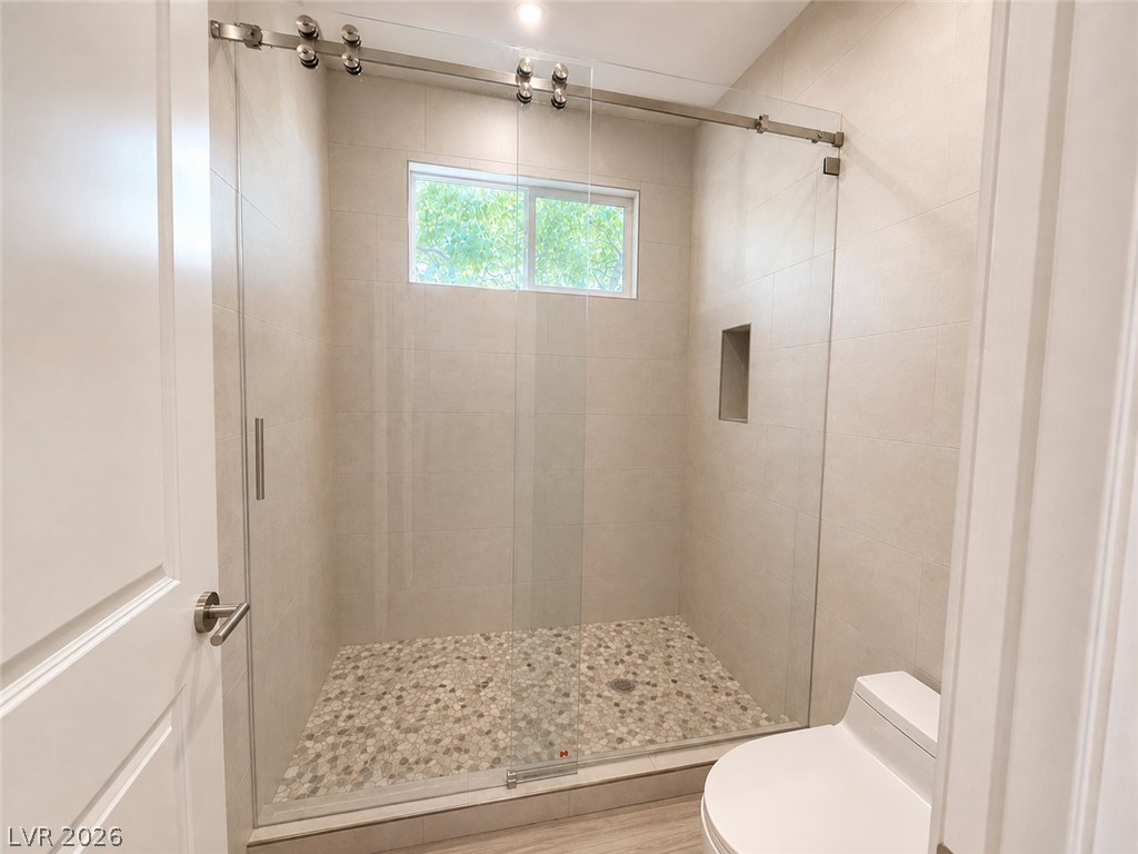 5446 Pine Ranch St Property Photo 4