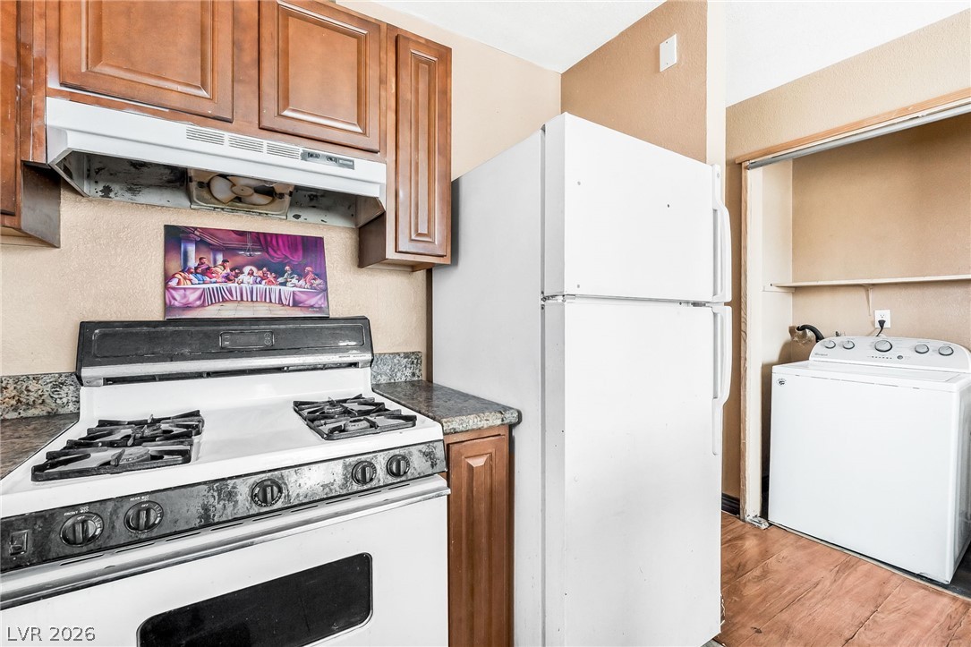 6914 Appleton Drive Property Photo 40