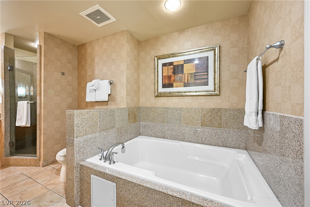 211 East Flamingo Road 1407 Property Photo 13