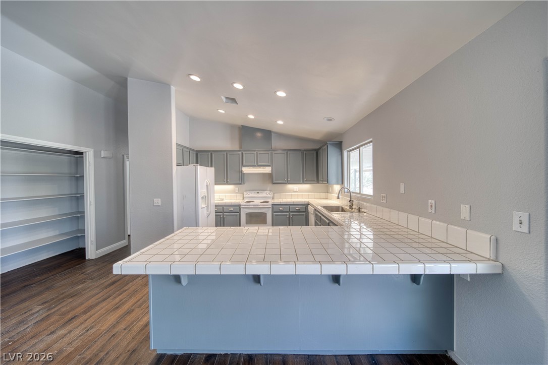 3110 Oakridge Avenue Property Photo 13