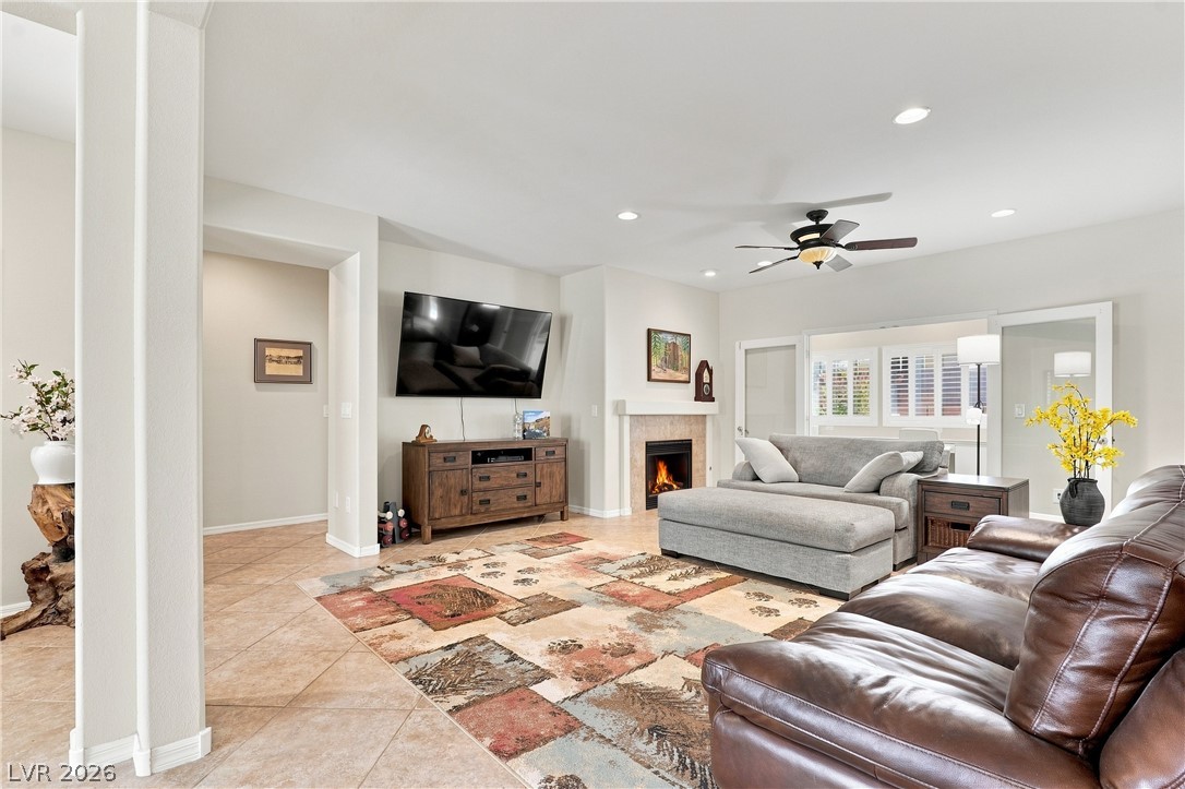2116 Waterton Rivers Drive Property Photo 7