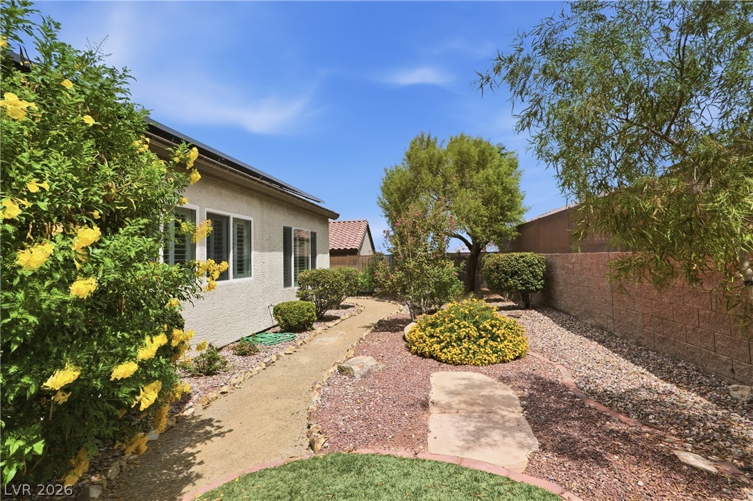 2116 Waterton Rivers Drive Property Photo 23