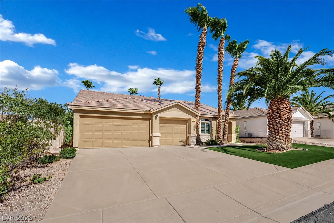 22 Silica Sand Street Property Photo 2