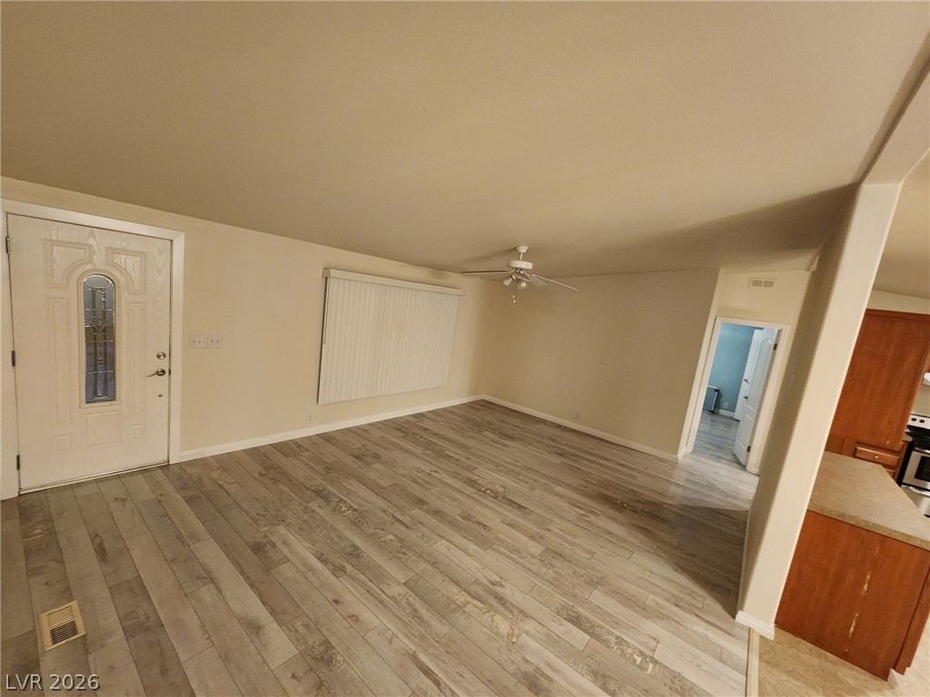 4140 West Victoria Street Property Photo 7