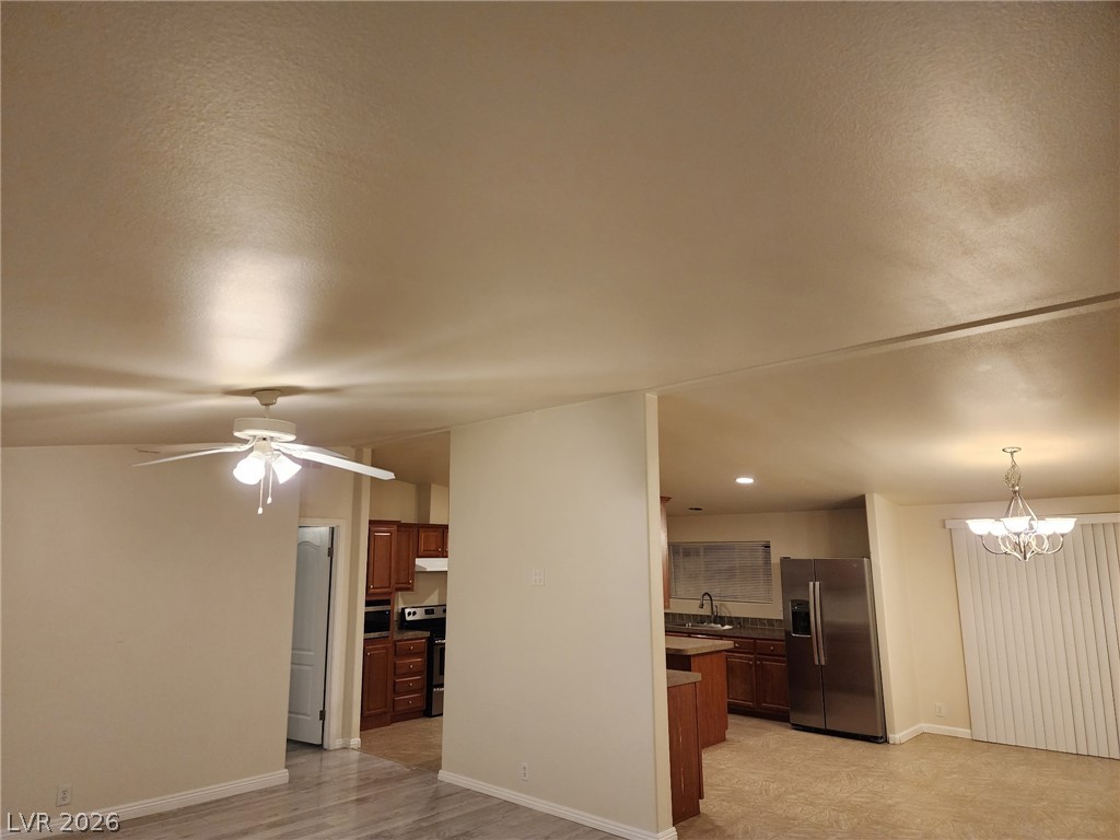 4140 West Victoria Street Property Photo 8