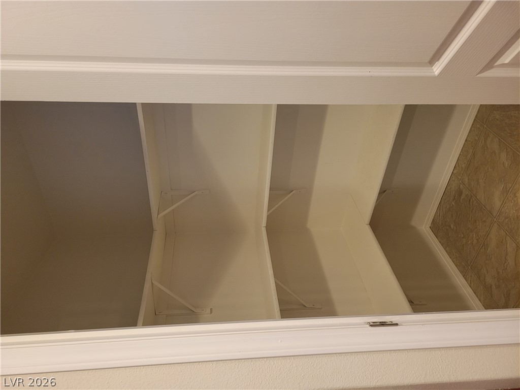 4140 West Victoria Street Property Photo 27