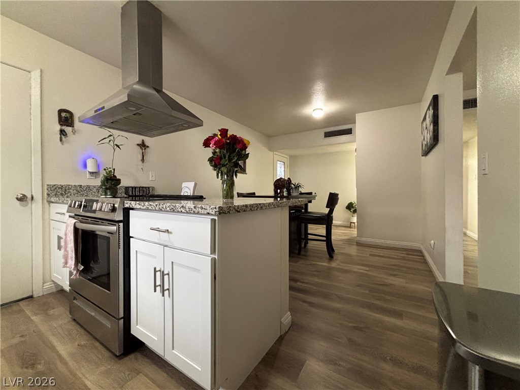 6325 Elton Avenue Property Photo 18