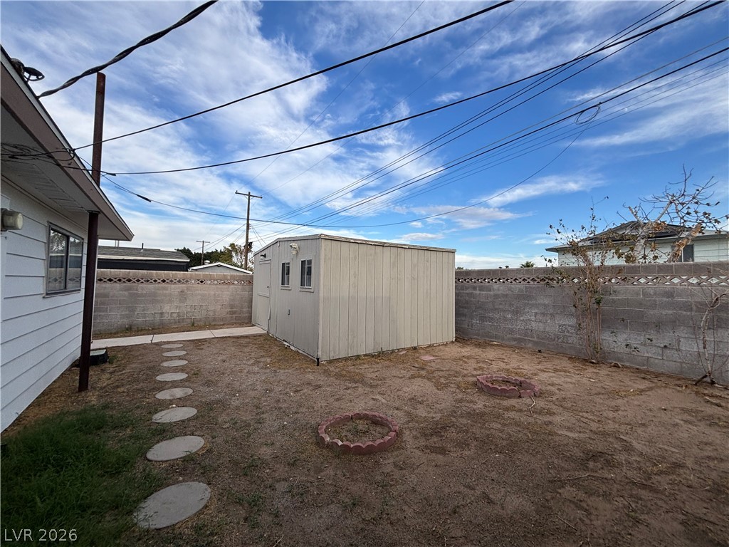 6325 Elton Avenue Property Photo 25