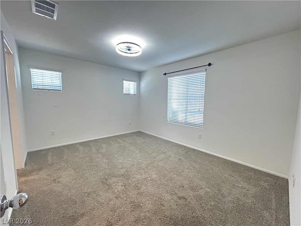 661 Foam Flower Lane Property Photo 9