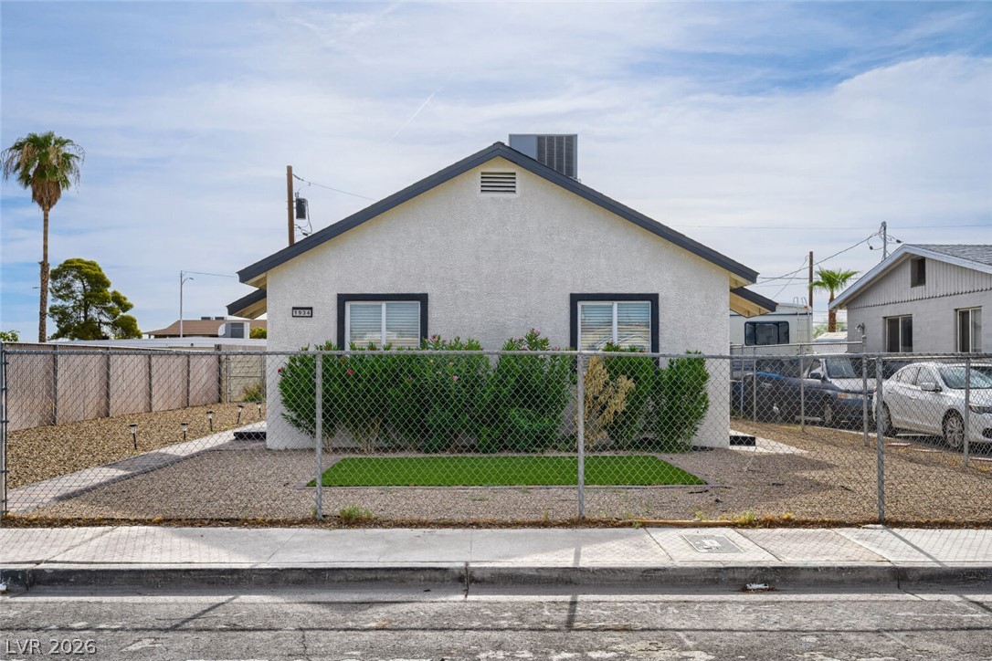 1934 Stanford Street A Property Photo 16
