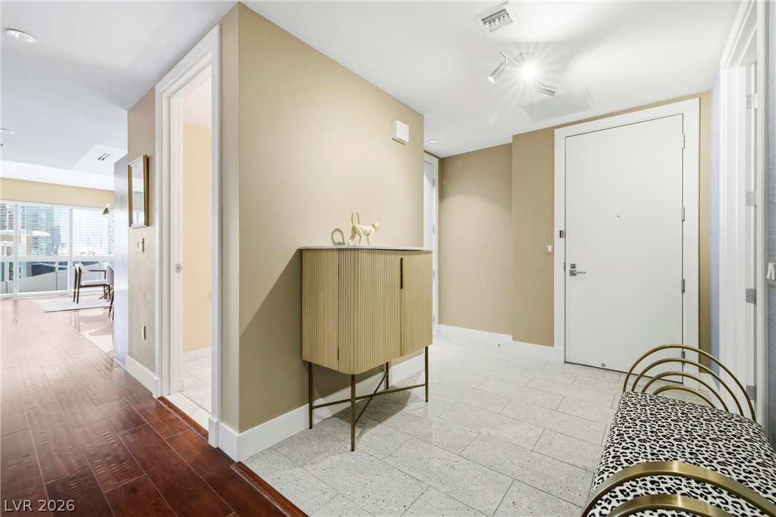4471 Dean Martin Drive 810 Property Photo 13