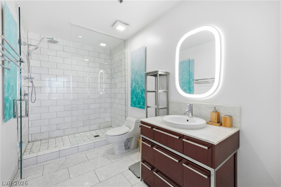 4471 Dean Martin Drive 810 Property Photo 17