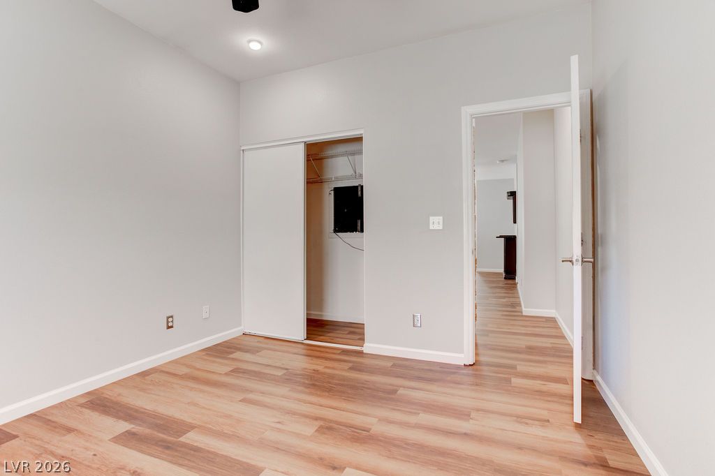 325 Brilliant Summit Circle Property Photo 8