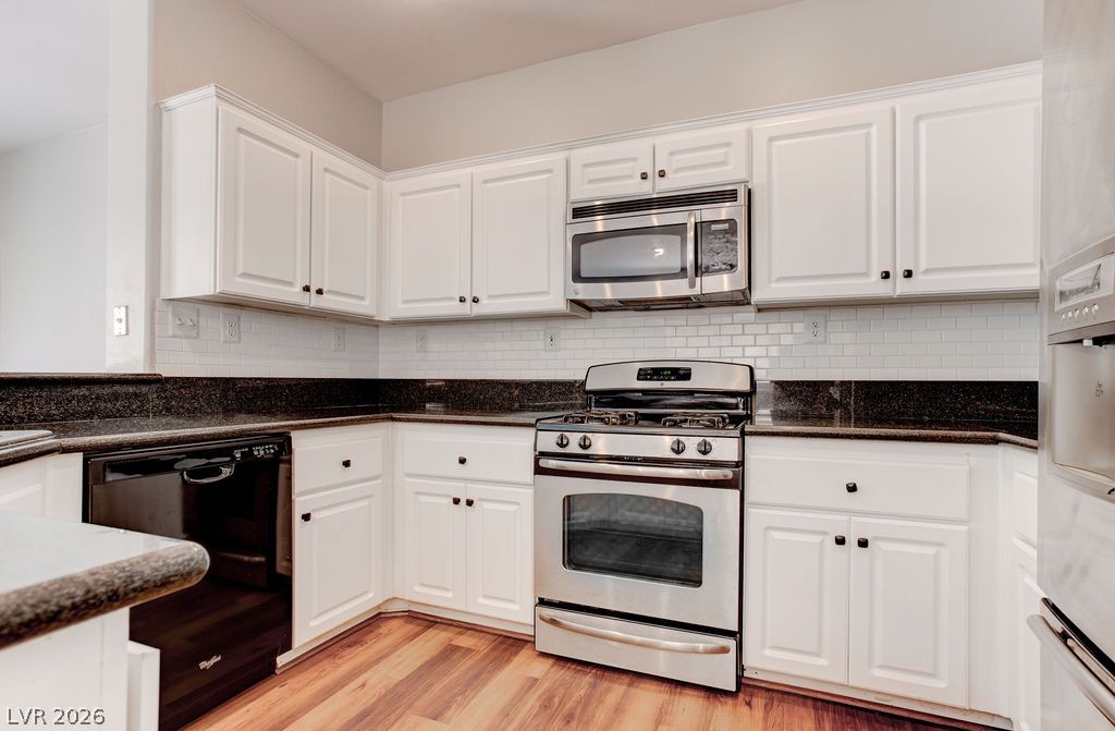 325 Brilliant Summit Circle Property Photo 20